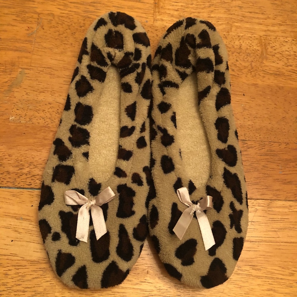 Leopard print slip on slippers very nice soft L rockabilly pinup girl varga cute